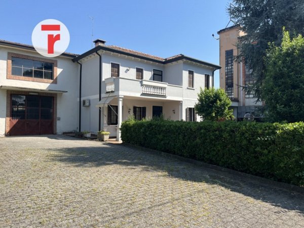 appartamento in vendita a Curtarolo in zona Pieve di Curtarolo