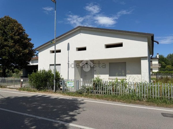 casa indipendente in vendita a Curtarolo in zona Sant'Andrea