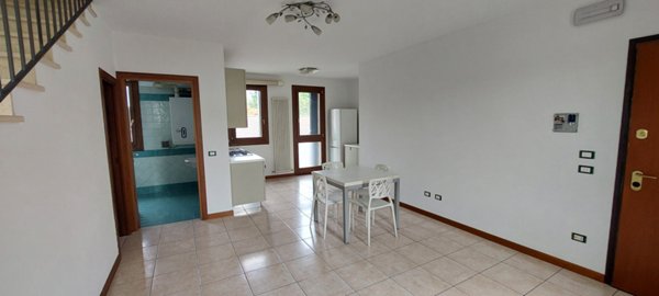appartamento in vendita a Curtarolo in zona Pieve di Curtarolo