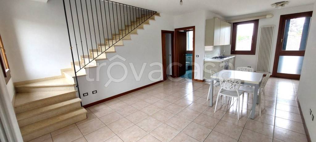 appartamento in vendita a Curtarolo in zona Pieve di Curtarolo