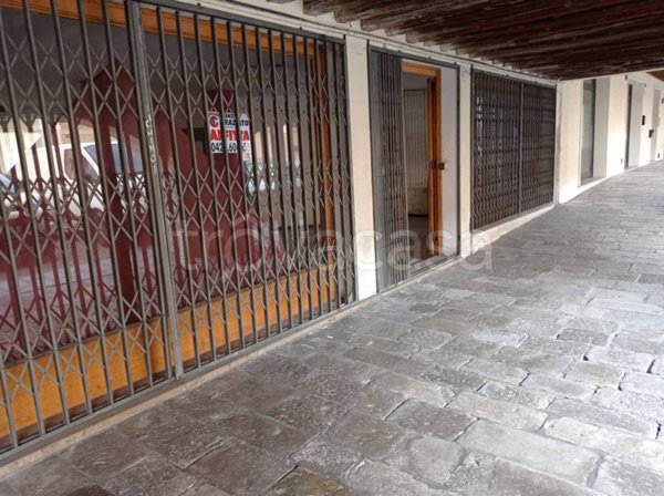appartamento in vendita ad Este