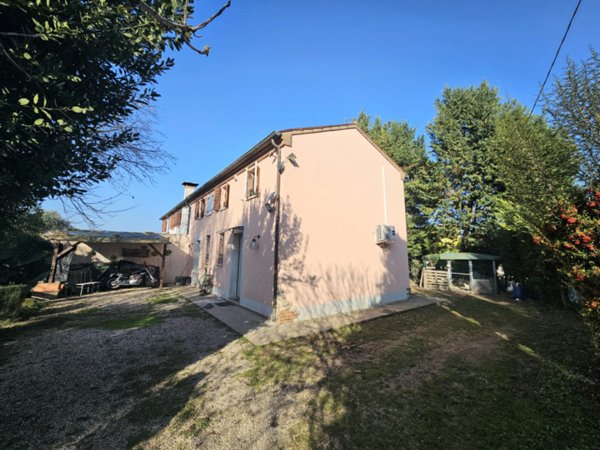 casa indipendente in vendita ad Este
