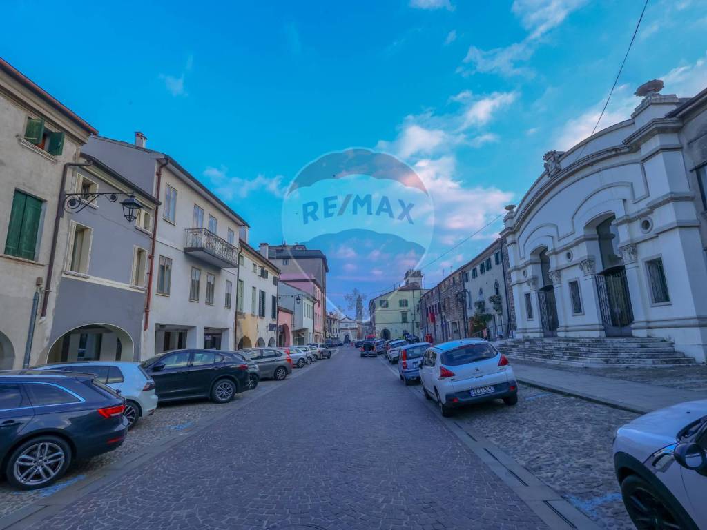 appartamento in vendita ad Este