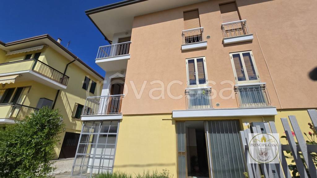 casa indipendente in vendita ad Este