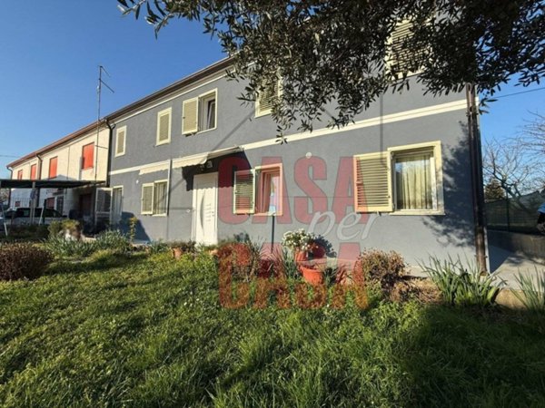 casa indipendente in vendita ad Este
