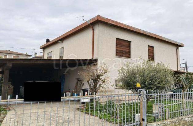 casa indipendente in vendita ad Este