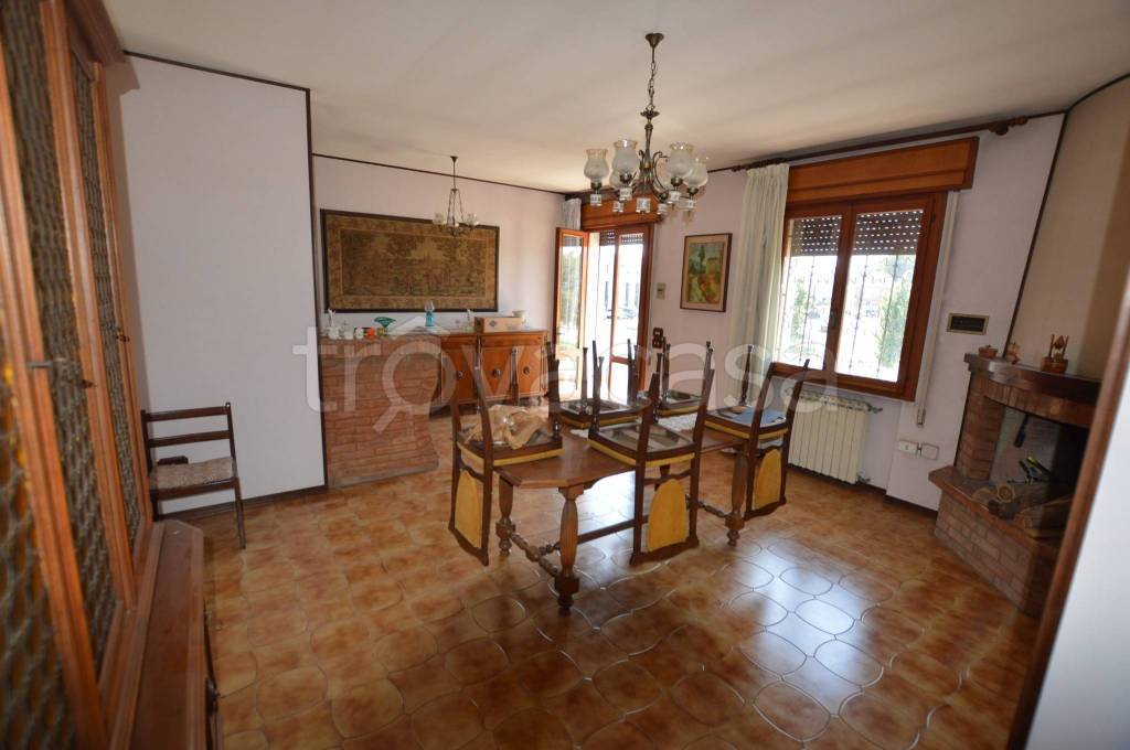 casa indipendente in vendita ad Este