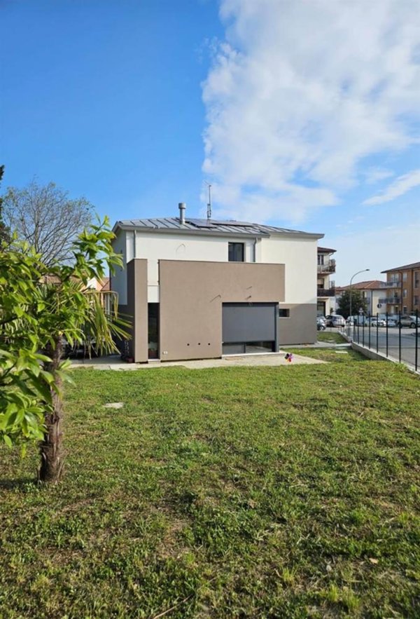 casa indipendente in vendita ad Este
