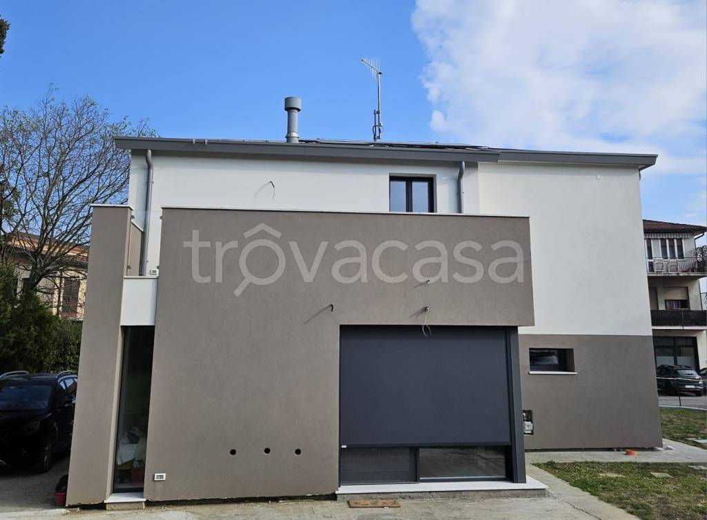 casa indipendente in vendita ad Este