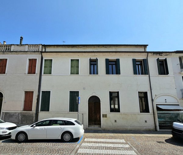 appartamento in vendita ad Este
