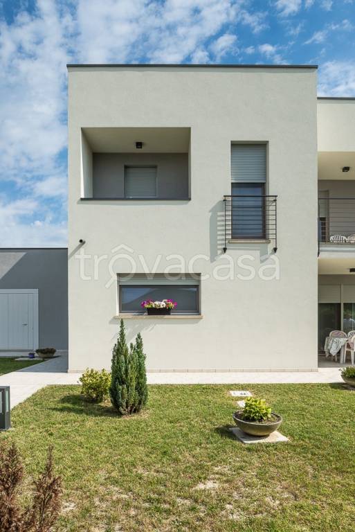 casa indipendente in vendita ad Este