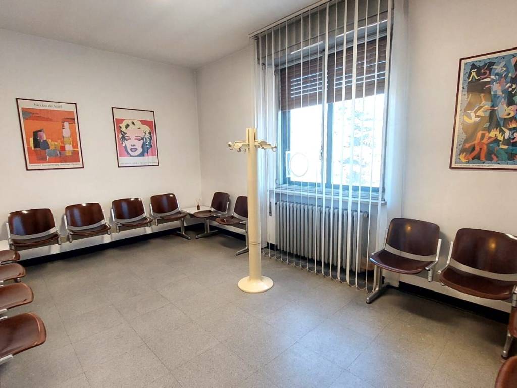 ufficio in vendita ad Este