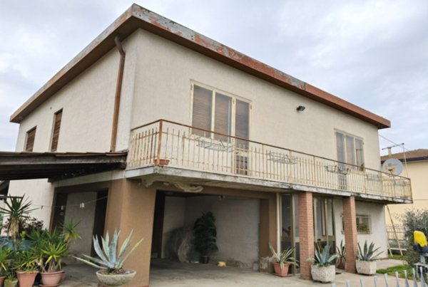 casa indipendente in vendita ad Este