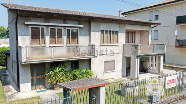 casa indipendente in vendita ad Este