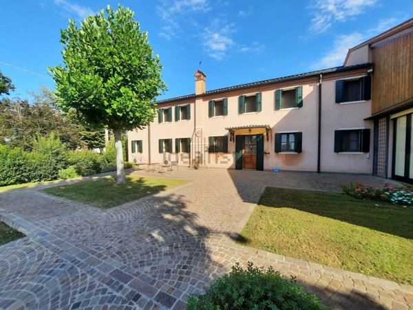 casa indipendente in vendita ad Este