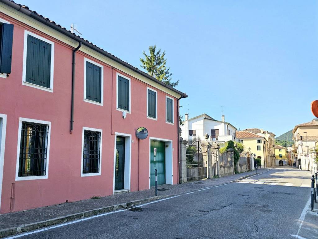casa indipendente in vendita ad Este