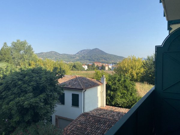 appartamento in vendita ad Este