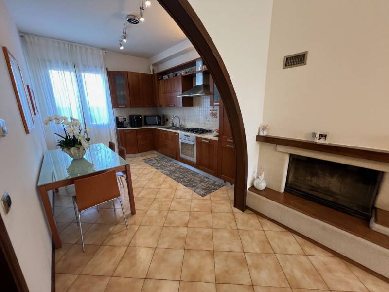 casa indipendente in vendita ad Este