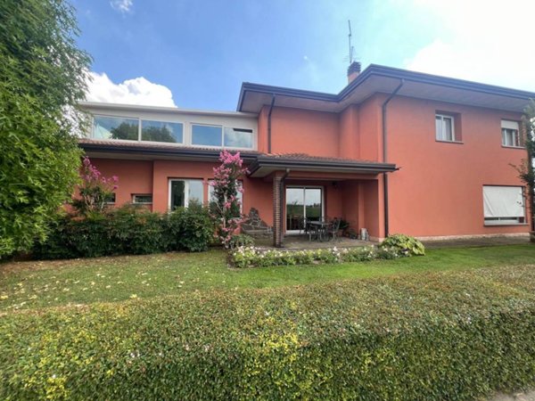 casa indipendente in vendita ad Este