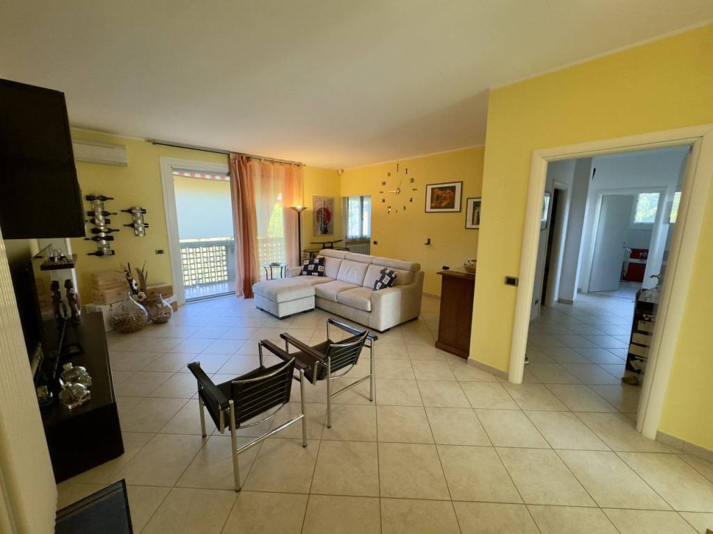 appartamento in vendita ad Este