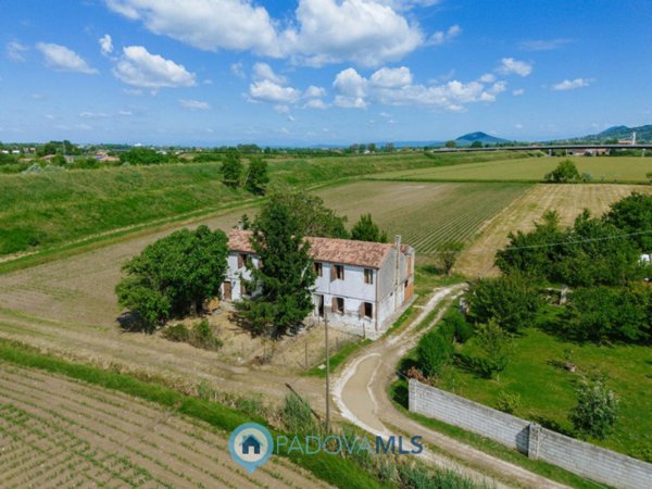 casa indipendente in vendita ad Este