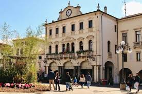 ufficio in vendita ad Este