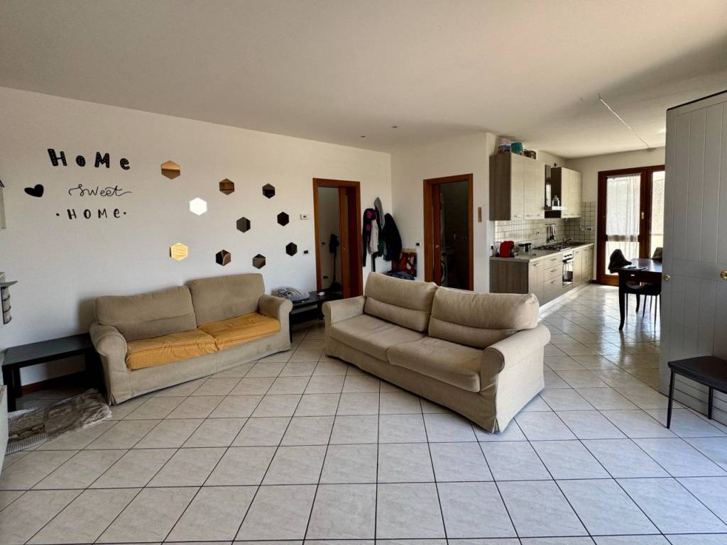 appartamento in vendita ad Este