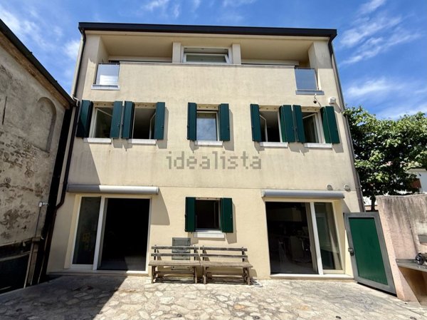 casa indipendente in vendita ad Este
