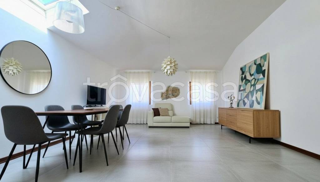 appartamento in vendita ad Este