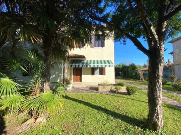 casa indipendente in vendita ad Este