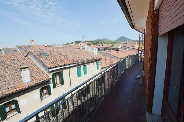 appartamento in vendita ad Este