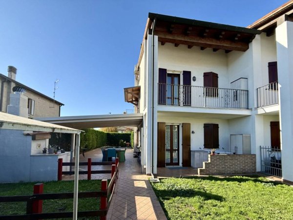 casa indipendente in vendita ad Este