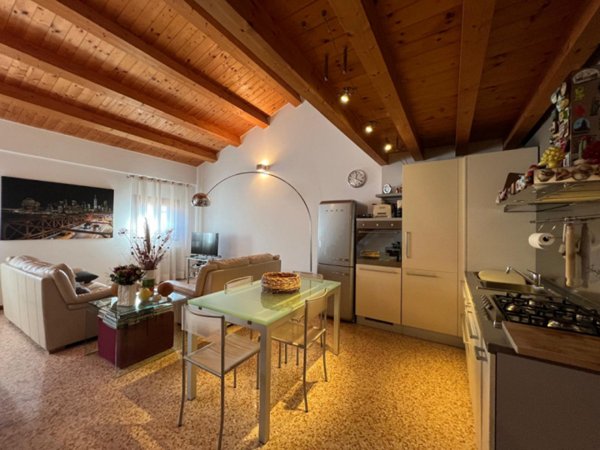 appartamento in vendita ad Este