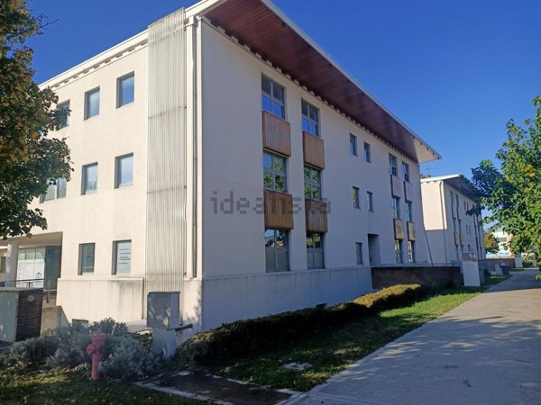 ufficio in vendita ad Este