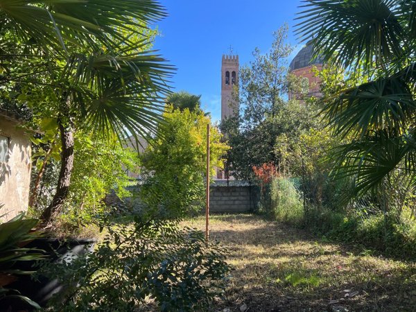 intera palazzina in vendita ad Este