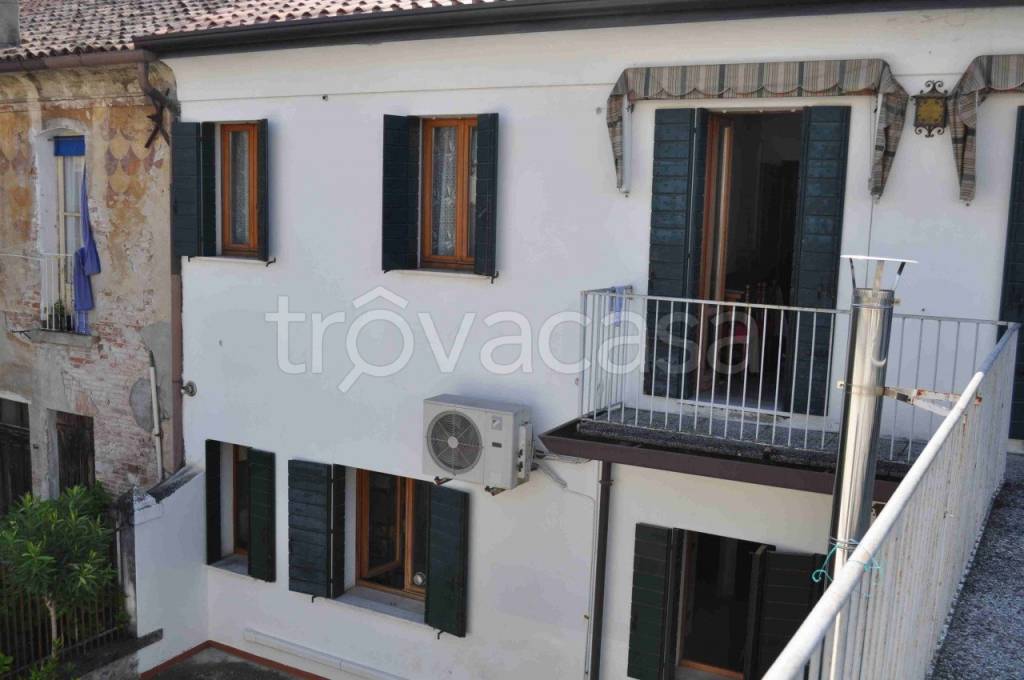 casa indipendente in vendita ad Este