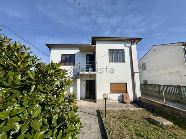 casa indipendente in vendita ad Este