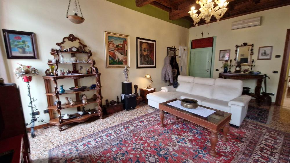 appartamento in vendita ad Este