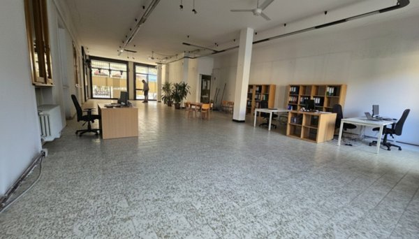 negozio in vendita ad Este