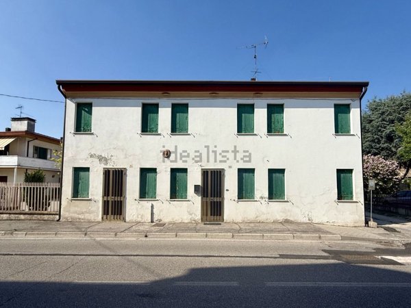casa indipendente in vendita ad Este