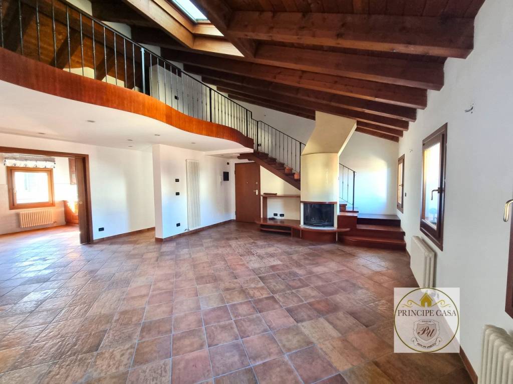 appartamento in vendita ad Este