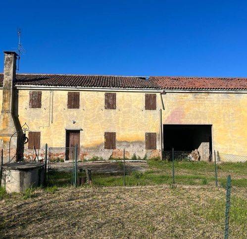 casa indipendente in vendita ad Este