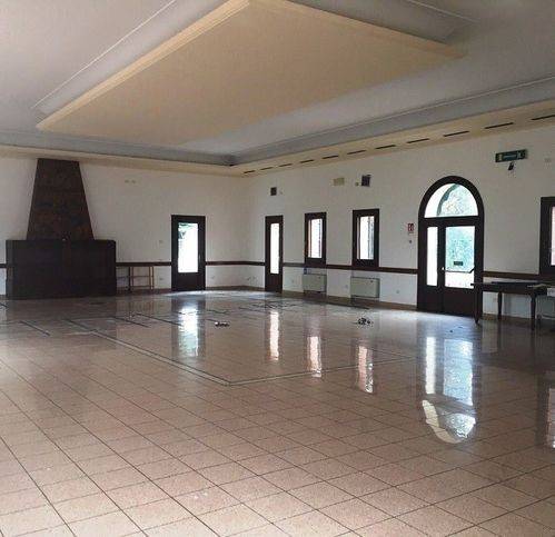 negozio in vendita ad Este