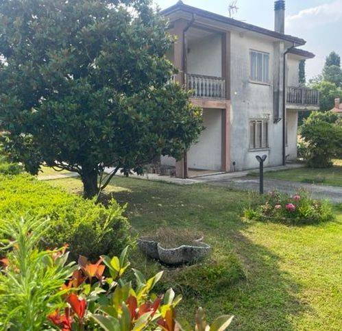 casa indipendente in vendita ad Este