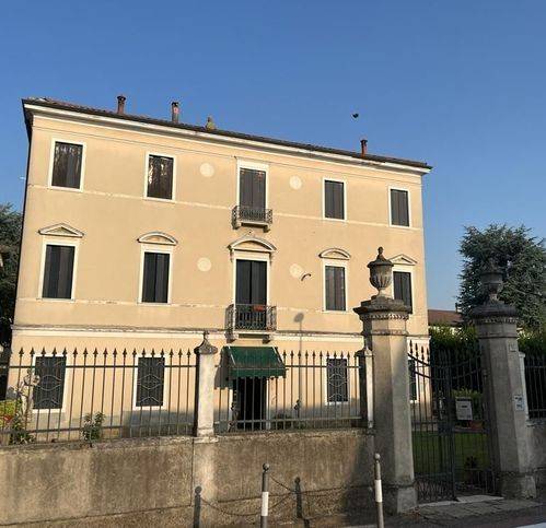 casa indipendente in vendita ad Este
