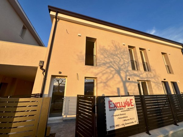 appartamento in vendita ad Este