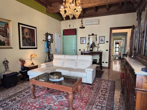 appartamento in vendita ad Este