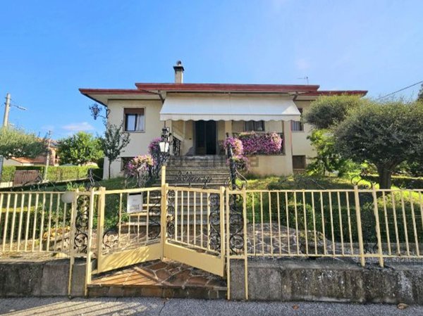 casa indipendente in vendita ad Este
