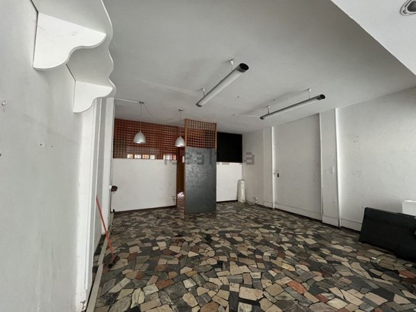 negozio in vendita ad Este