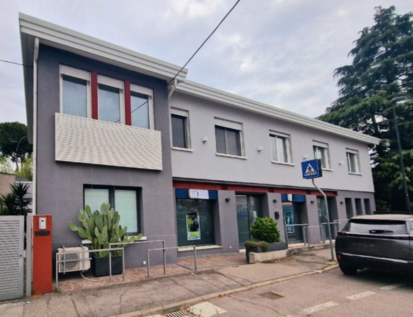 ufficio in vendita ad Este